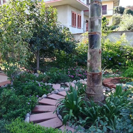 La Collina Capo D'Orlando Bed & Breakfast Exterior photo