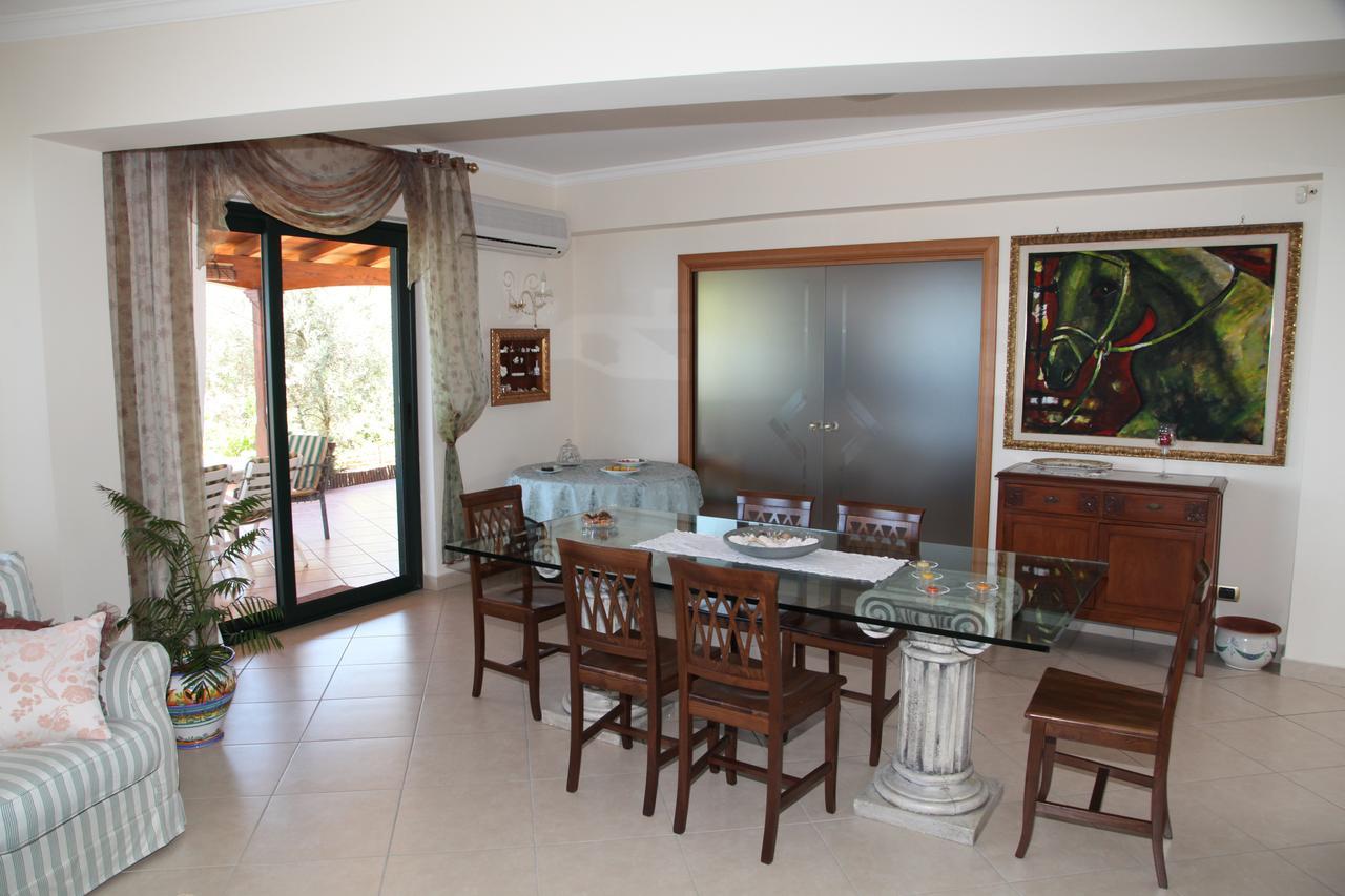 La Collina Capo D'Orlando Bed & Breakfast Exterior photo